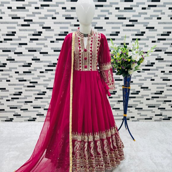 KID GIRL'S DRESS - Picture 3 of 16